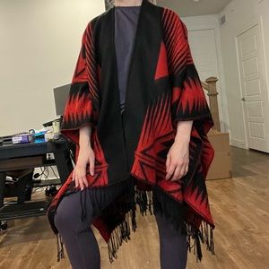 Express reversible poncho